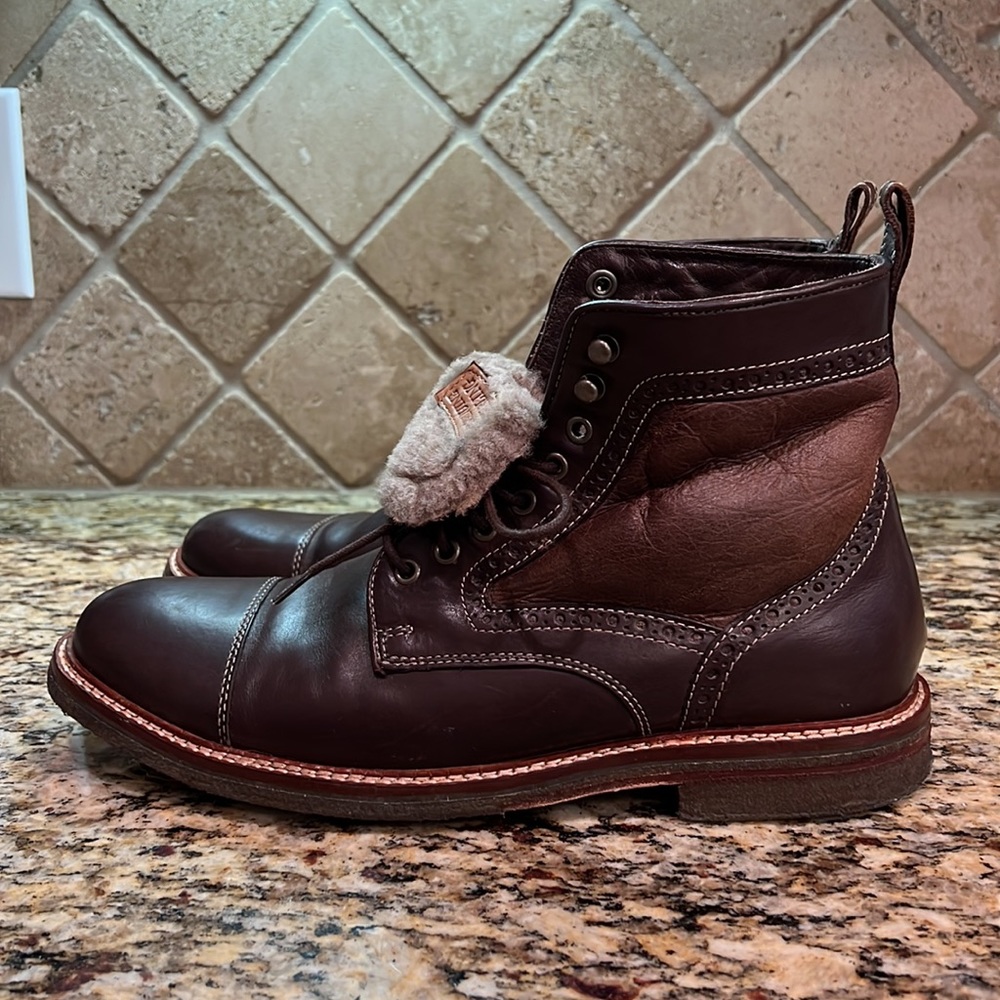 Johnston & Murphy Brown Boots Leather Lace Up Sherpa Lined Derby Crepe Sole